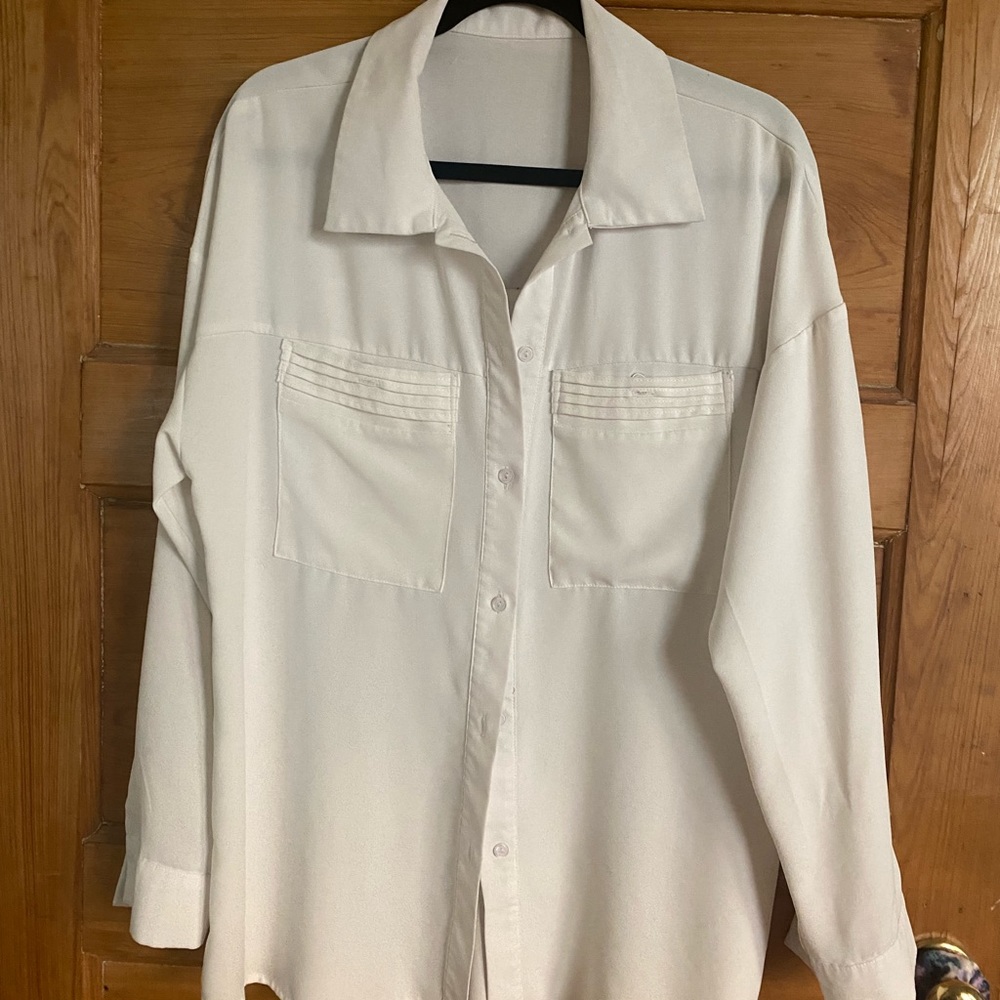 Oversized white dress shirt